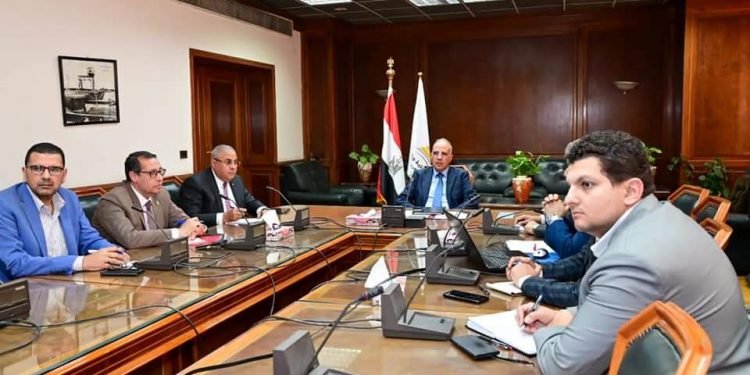 سويلم يتابع إجراءات تعظيم الإستفادة من أملاك الوزارة وحمايتها