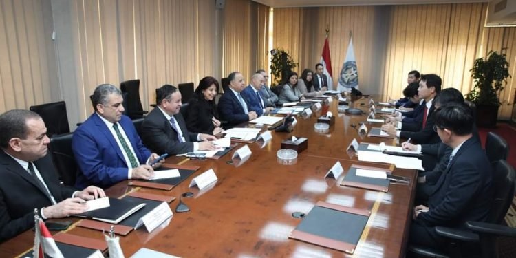 سفير كوريا الجنوبية بالقاهرة: الشركات الكورية مهتمة بالاستثمار فى مصر