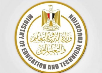 وزير التربية والتعليم يصدر قرارًا وزاريًا بترقية ٣٨٨٦ معلمًا