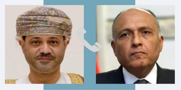 وزير الخارجية يتلقى اتصالاً هاتفيا من نظيره العماني