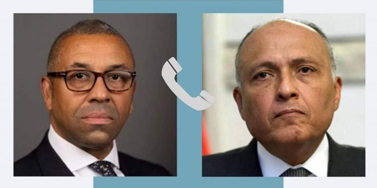 وزير الخارجية يتلقى اتصالاً هاتفياً من نظيره البريطاني