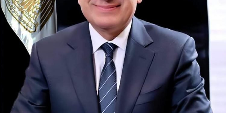 وزير البترول والثروة المعدنية ان منظومة استخدام الغاز الطبيعى كوقود للسيارات توسعت بشكل غير مسبوق