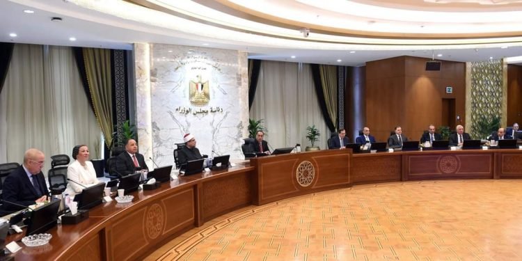 رئيس الوزراء: مؤسسات الدولة المصرية تحركت منذ اليوم الأول للأزمة بالسودان الشقيق لتسهيل وتأمين عودة أبناء مصر