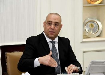 وزير الإسكان.. الانتهاء من مشروع مستشفى مدينة العبور العام