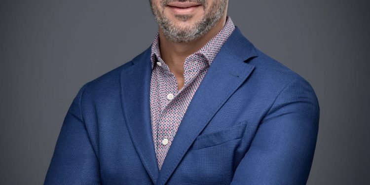 “إيتون” تبدأ تصنيع قواطع الجهد المنخفض محلياً في مصر