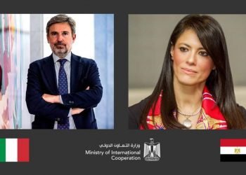 وزيرة التعاون الدولي والسفير الإيطالي يوقعان الخطابات المتبادلة لمد المرحلة الثالثة من برنامج مبادلة الديون