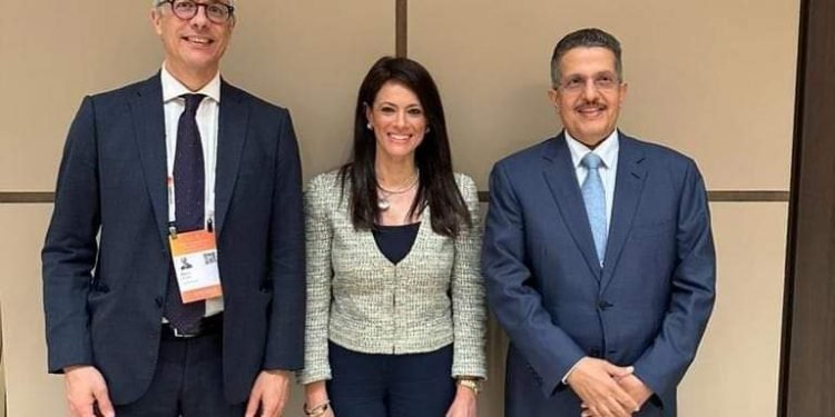 وزيرة التعاون الدولي تبحث مع مسئولي شركة أكوا باور السعودية توسيع نطاق استثماراتهم في قطاعي الطاقة المتجددة وتحلية المياه في مصر