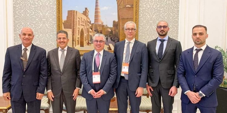 الاقتصادية لقناة السويس: رئيس المنطقة الاقتصادية يشارك في الاجتماع السنوي للبنك الأوروبي لإعادة الإعمار والتنمية بأوزبكستان