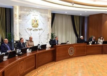 رئيس الوزراء يُؤكد أهمية استضافة مصر للاجتماعات السنوية لبنك التنمية الأفريقي بما يُسهم في تحقيق التنمية الاقتصادية لدول القارة الأفريقية