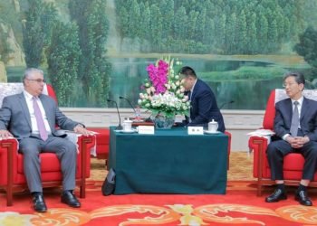 وفد اقتصادية قناة السويس رئيس المنطقة الاقتصادية يلتقي عمدة مدينة تيانجين الصينية لبحث التعاون المشترك