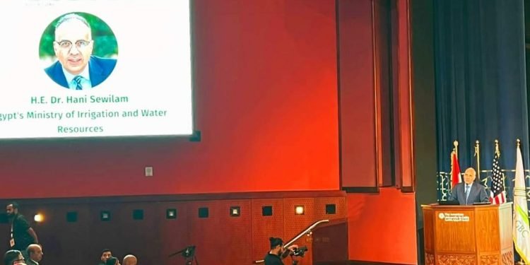 سويلم يشارك فى فعاليات المؤتمر الدولي “العمل على تقليل الإنبعاثات المسببة لتغير المناخ