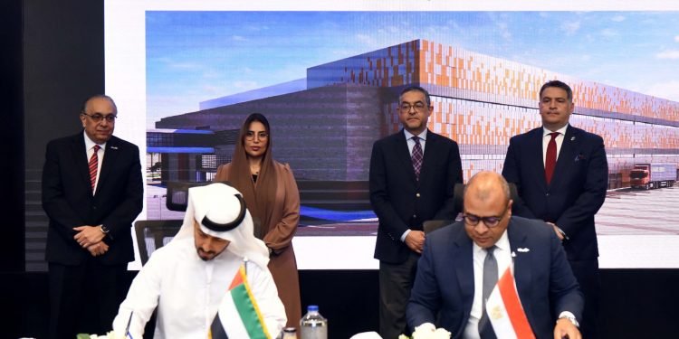 رئيس هيئة الاستثمار يشهد توقيع مذكرة تفاهم بين مجموعة “بنية” وشركة خزنة داتا سنترز ومنطقة المعادي التكنولوجية