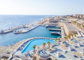 منتجع بيك الباتروس سيتادل سهل حشيش يحتفل بالعيد السنوى الخامس بالغردقة