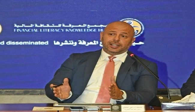 رئيس البورصة المصرية يؤكد أهمية برنامج الطروحات الحكومية