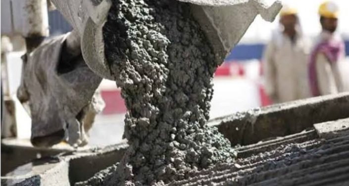 «لافارج» ترفع أسعار الأسمنت 100جنيه للطن خلال مايو الجاري