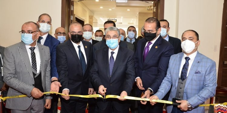 بحضور وزير الكهرباء ..17 مايو انطلاق المعرض الدولي لشركات صناعة التبريد وتكييف الهواء والعزل التدفئة والطاقة