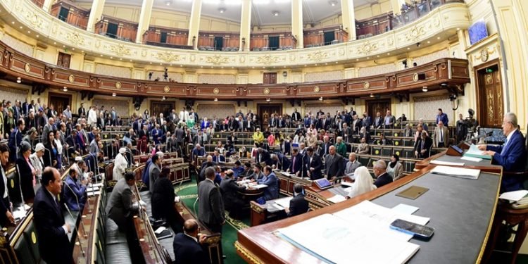 خطة البرلمان توافق علي قانون ربط الموازنة تمهيدا لاقراره نهائيا و احالته الي رئيس الجمهورية