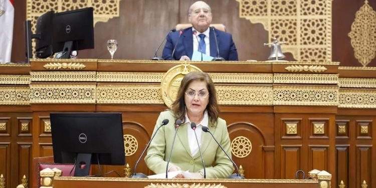 وزيرة التخطيط: تناقش تقرير لجنة الشئون المالية والاقتصادية والاستثمار باعتمـاد خطـة التنميـة الاقتصادية والاجتماعية للعام المالي 2023/2024