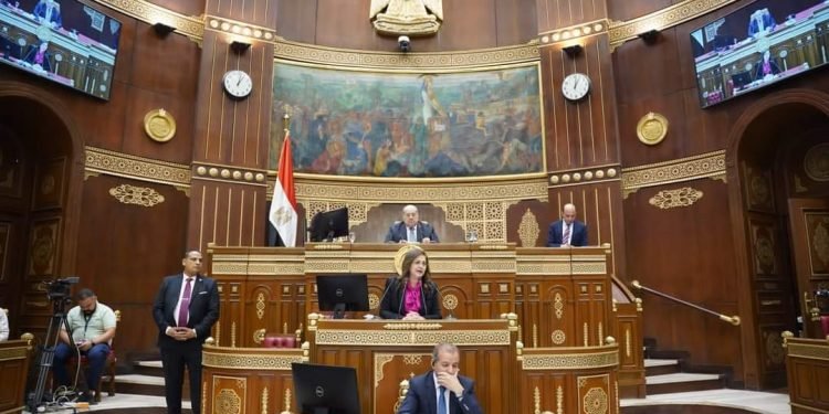لليوم الثاني على التوالي .. وزيرة التخطيط والتنمية الاقتصادية تناقش تقرير لجنة الشئون المالية والاقتصادية بشأن مشروع قانون خطة التنمية الاقتصادية والاجتماعية 23/2024