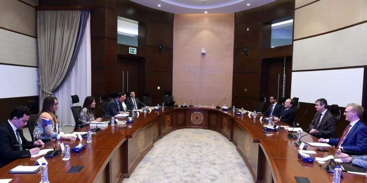 مسئولو مجلس الوزراء يلتقون وفد وزارة الخزانة الأمريكية