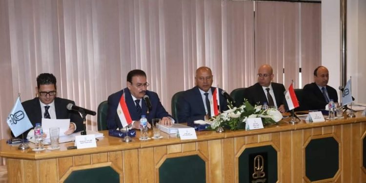 وزير النقل يترأس الجمعية العامة لشركة الملاحة الوطنية