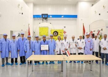 وزيرة التعاون الدولي تشهد مراسم إنهاء أعمال تجميع واختبار القمر الصناعي (Misr Sat 2) بالتعاون مع الجانب الصيني