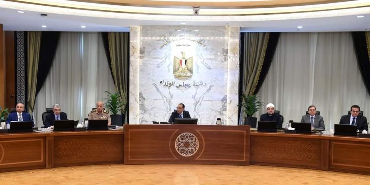 رئيس الوزراء يؤكد على أهمية المباحثات التى أجراها الرئيس السيسى مع القادة وكبار مسئولى المؤسسات الاقتصادية الدولية خلال قمة ميثاق التمويل العالمي الجديد