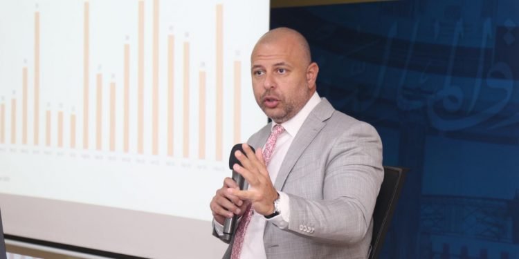 رئيس البورصة المصرية يستعرض إنجازات الأشهر الستة الأولى من 2023