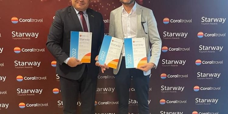 صور اختيار منتجعات بيك الباتروس ضمن أفضل 100عالميا