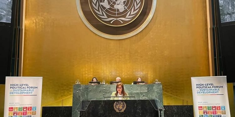 وزيرة التخطيط تلقي البيان الوطني المصري خلال افتتاح الشق الوزاري بأعمال المنتدى السياسي المعني بالتنمية المستدامة بنيويورك