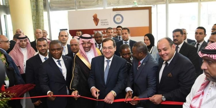 وزير البترول والثروة المعدنية يفتتح منتدى مصر للتعدين 2023