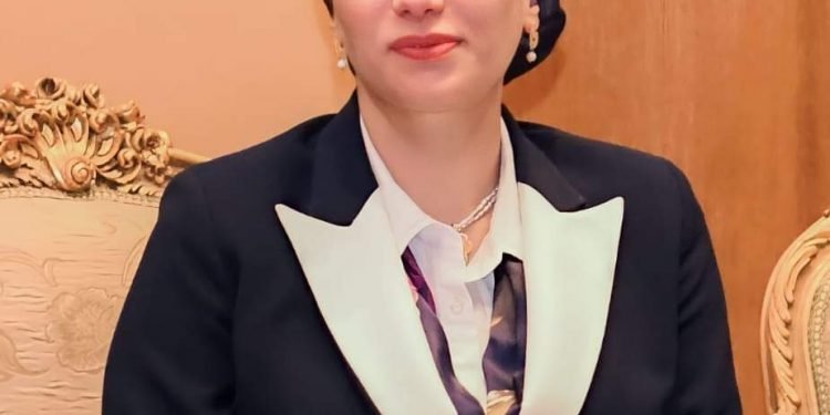 وزيرة البيئة تستعرض آخر مستجدات مساهمة وزارة البيئة في تنفيذ منظومة إدارة المخلفات الصلبة البلدية