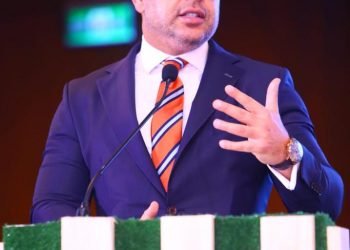 رئيس البورصة المصرية يشارك في الملتقى الخامس لاستراتيجيات التحول نحو الاقتصاد الأخضر.