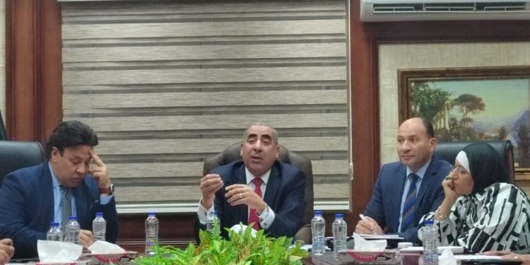 الضرائب : 17 مليون ايصال الكتروني تتلقاها المصلحة شهريا