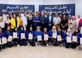 بي تك تكرم طلابها المتفوقين وتحتفل بالطالب الأول على مستوى الجمهورية