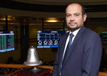 تعرف علي رئيس البورصة الجديد