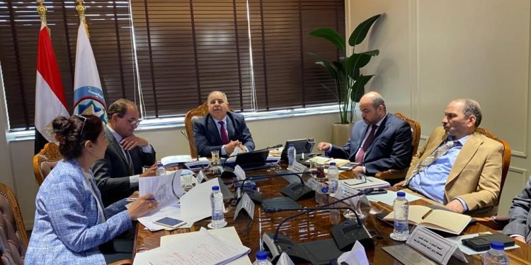 مصر تتحدث بصوت أفريقيا في اجتماعات البنك الآسيوي للاستثمار في البنية التحتية