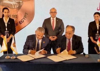 توقيع بروتوكول تعاون بين «التأمين الصحي الشامل» والاتحاد المصري للتأمين