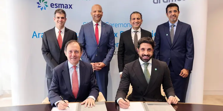 أرامكو السعودية تدخل سوق التجزئة في أمريكا الجنوبية بالاستحواذ على (إسماكس)