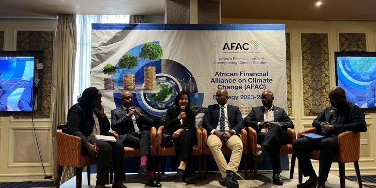 “التجاري الدولي” يشارك في قمة المناخ الإفريقية 2023 بالعاصمة الكينية