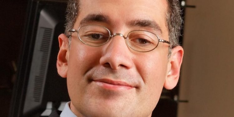 نمو الإيرادات المجمعة لشركة القلعة بمعدل سنوي 2% لتبلغ 27.7 مليار جنيه خلال الربع الثاني من عام 2023