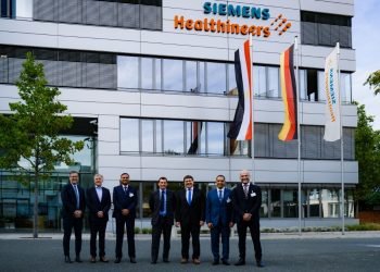 مجموعة «ألاميدا للرعاية الصحية» وشركة «سيمنز هيلثنيرز» توقعان اتفاقية شراكة استراتيجية لمدة 7 سنوات لتطوير قطاع الرعاية الصحية في مصر