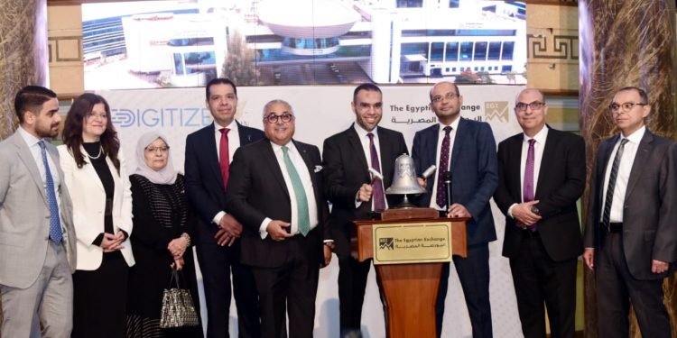 رئيس البورصة يشارك قيادات شركة ديجيتايز فعالية “قرع الجرس”