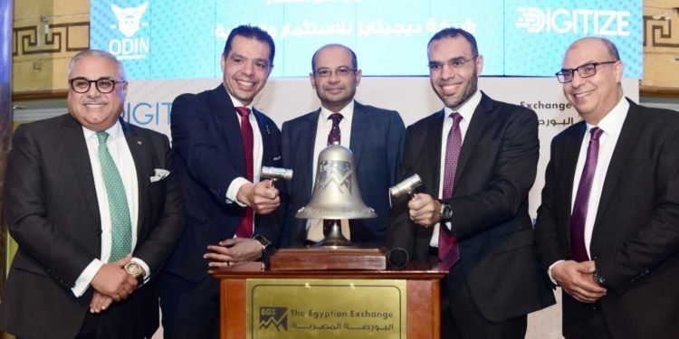 رئيس البورصة يشارك قيادات شركة ديجيتايز فعالية “قرع الجرس”