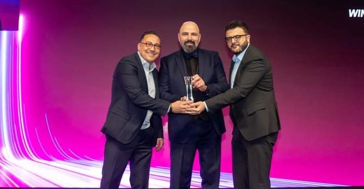 فريق EFG Hermes One يفوز بجائزة “أفضل منصة تداول