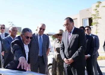 رئيس الوزراء يتفقد الأعمال النهائية للمرحلة الأولى من مشروع “مدينة باديا” بأكتوبر الجديدة