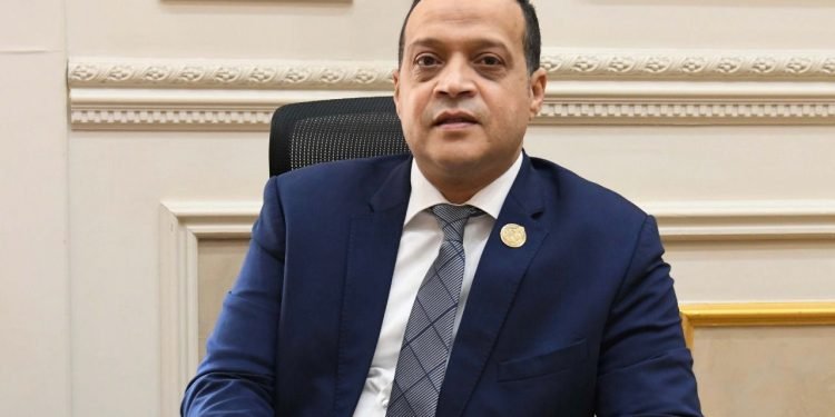 تجارية سوهاج» تتبرع بمليون جنيه إعانات غذائية لقطاع غزة