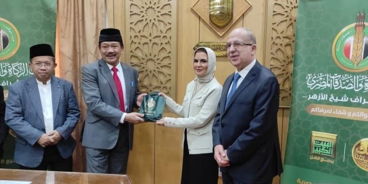 بيت الزكاة والصدقات المصري» و«هيئة الزكاة الوطنية الإندونيسية» نتعاون من أجل قضايا الأمة الإسلامية