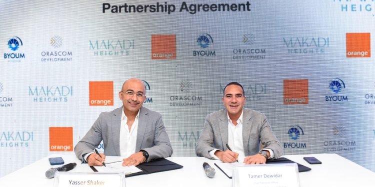 مكادي هايتس تتعاون مع أورنچ مصر لتوفير حلول تكنولوجية متطورة بالمرحلة الثانية بالمدينة لمدة 10 سنوات