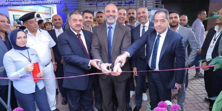 اتصالات من &e في مصر تفتتح اول فرع في السجل المدني بالعباسية